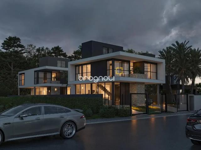 Casa venda em Região Geográfica Imediata de Florianópolis, Desterro