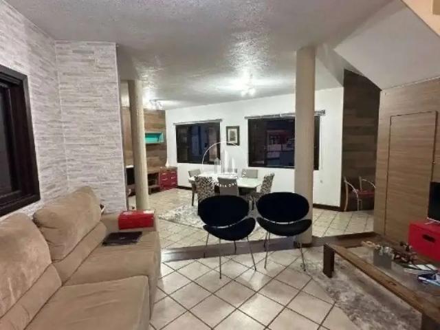Casa venda em Região Geográfica Imediata de Florianópolis, Desterro