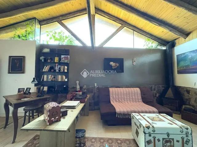 Casa venda em Região Geográfica Imediata de Florianópolis, Desterro