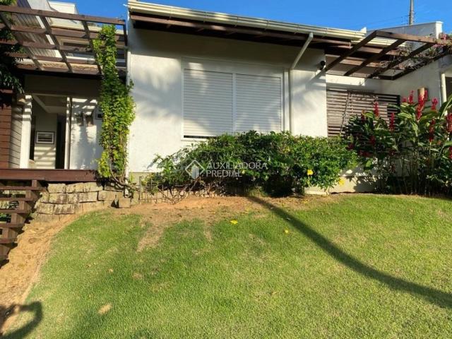 Casa venda em Sambaqui, Florianópolis