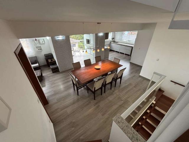 Casa venda em Sambaqui, Florianópolis