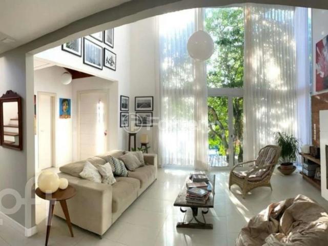 Casa venda em Sambaqui, Florianópolis