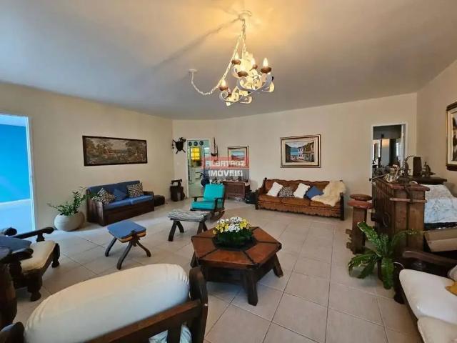 Casa venda em Região Geográfica Imediata de Florianópolis, Desterro