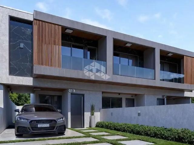 Casa venda em Região Geográfica Imediata de Florianópolis, Desterro