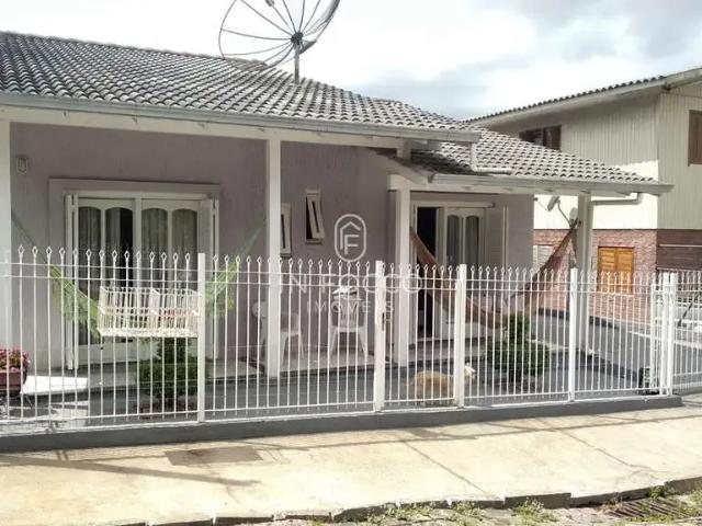 Casa venda em Garibaldi, Região Geográfica Intermediária de Caxias do Sul