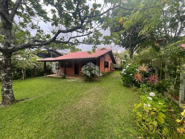 Casa venda em Praia da Barra da Ferrugem, Garopaba