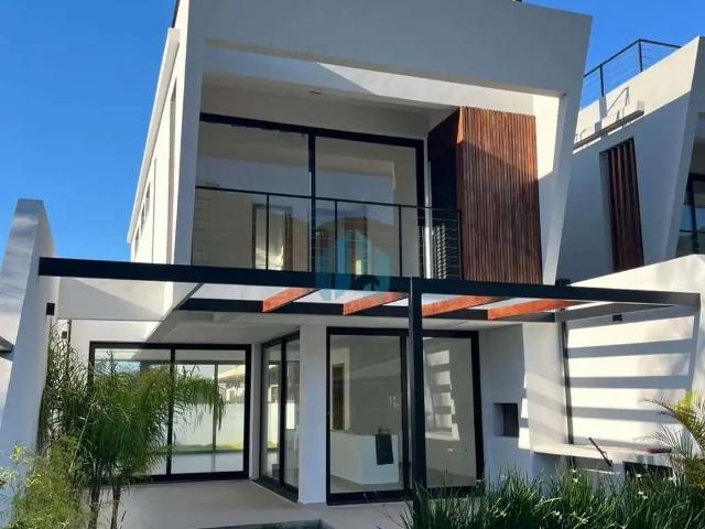 Casa venda em Região Geográfica Imediata de Florianópolis, Garopaba