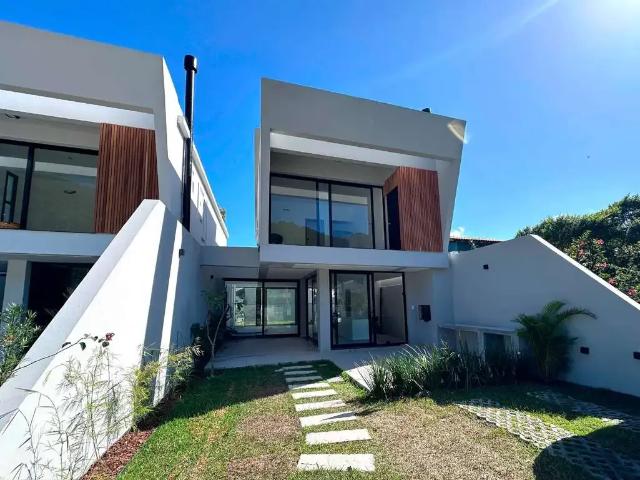 Casa venda em Região Geográfica Imediata de Florianópolis, Garopaba