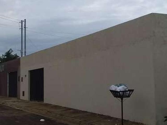 Casa venda em Conjunto Habitacional Madre Germana II, Goiânia