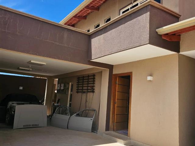 Casa venda em Parque Anhanguera, Goiânia