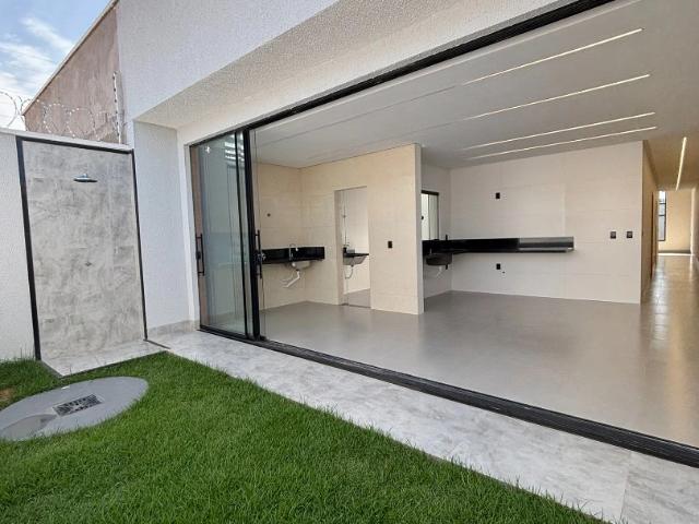 Casa venda em Goiânia, Região Geográfica Intermediária de Goiânia