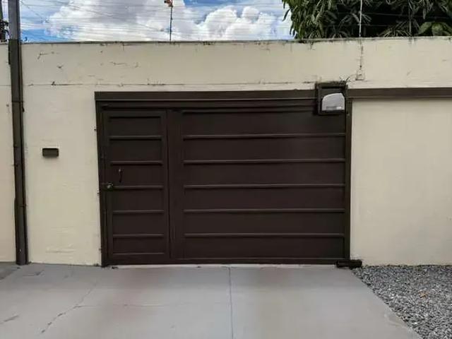 Casa venda em Região Geográfica Imediata de Goiânia, Goiânia