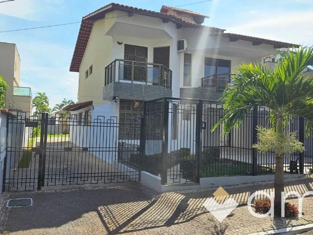 Casa venda em Setor Aeroporto, Goiânia