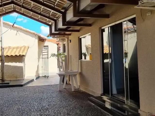 Casa venda em Setor Campinas, Goiânia