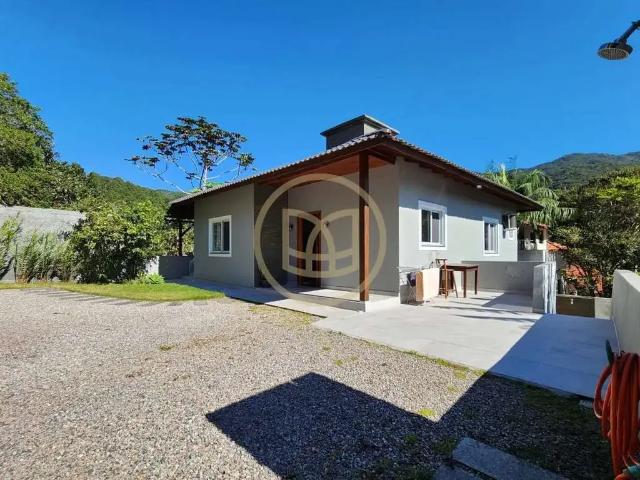 Casa venda em Fazenda da Armação, Governador Celso Ramos