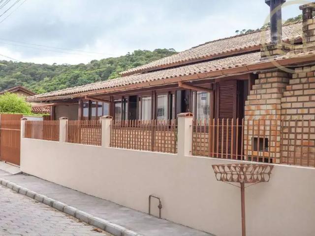Casa venda em Região Geográfica Imediata de Florianópolis, Governador Celso Ramos