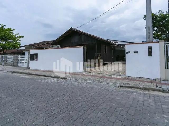 Casa venda em Guabiruba, Região Geográfica Intermediária de Blumenau