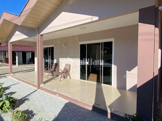 Casa venda em Guabiruba, Região Geográfica Intermediária de Blumenau