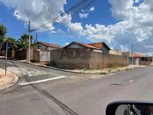 Casa venda em Guapiaçu, Região Geográfica Intermediária de São José do Rio Preto