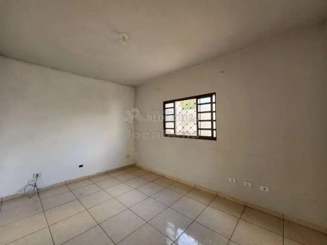 Casa venda em Guapiaçu, Região Geográfica Intermediária de São José do Rio Preto