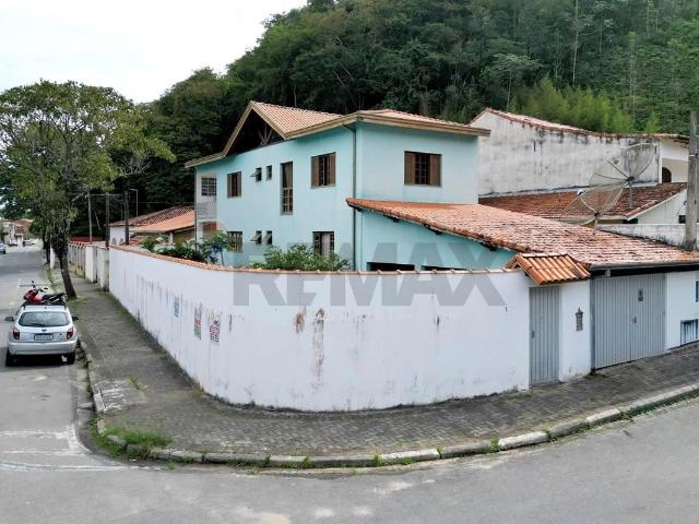Casa venda em Guararema
