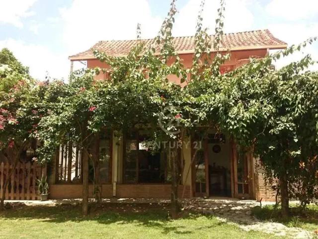 Casa venda em Campagnoli, Guararema