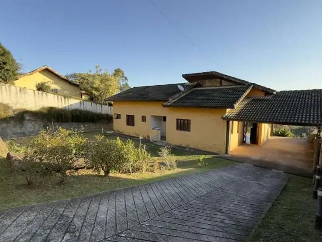 Casa venda em Guararema