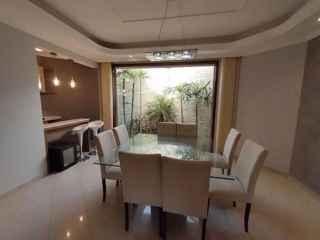 Casa venda em Região Imediata de Guaratinguetá, Região Metropolitana do Vale do Paraíba e Litoral Norte