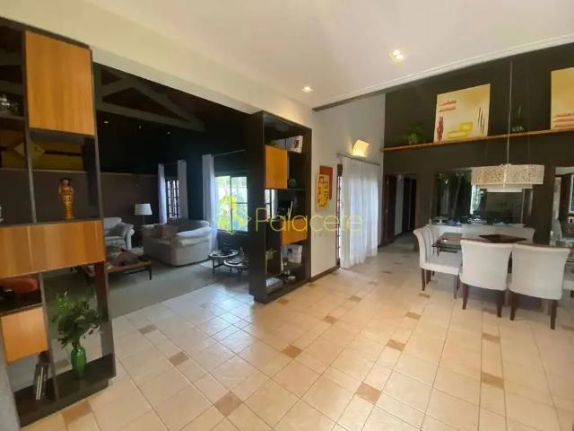 Casa venda em Região Imediata de Guaratinguetá, Região Metropolitana do Vale do Paraíba e Litoral Norte
