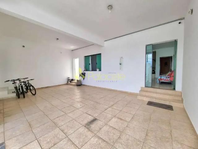 Casa venda em Região Imediata de Guaratinguetá, Região Metropolitana do Vale do Paraíba e Litoral Norte