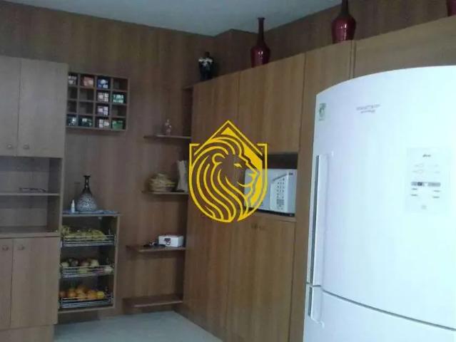 Casa venda em Região Imediata de Guaratinguetá, Região Metropolitana do Vale do Paraíba e Litoral Norte