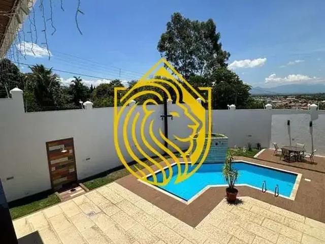 Casa venda em Região Imediata de Guaratinguetá, Região Metropolitana do Vale do Paraíba e Litoral Norte