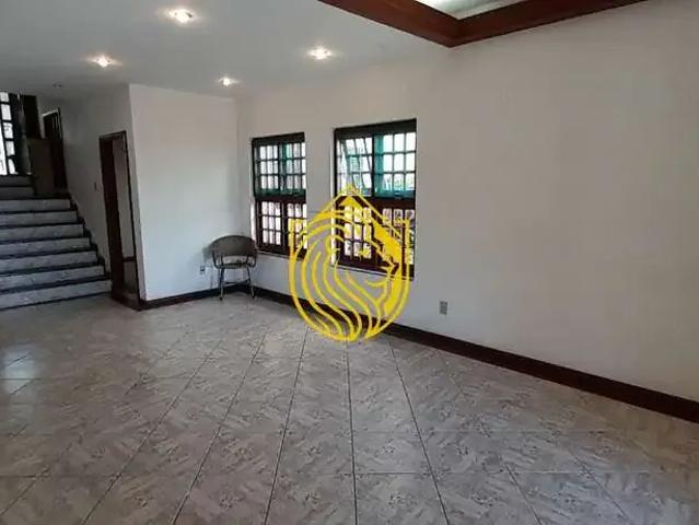Casa venda em Região Imediata de Guaratinguetá, Região Metropolitana do Vale do Paraíba e Litoral Norte