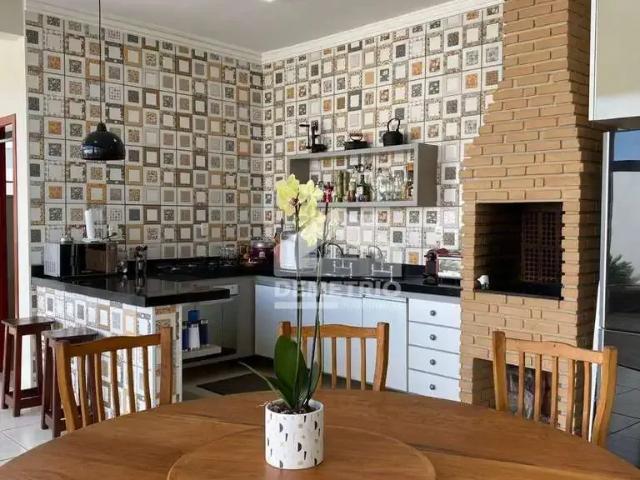 Casa venda em Região Imediata de Guaratinguetá, Região Metropolitana do Vale do Paraíba e Litoral Norte