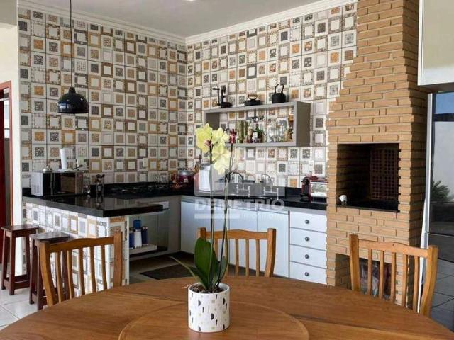 Casa venda em Jardim Coelho Neto, Guaratinguetá