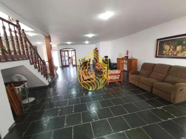 Casa venda em Região Imediata de Guaratinguetá, Região Metropolitana do Vale do Paraíba e Litoral Norte