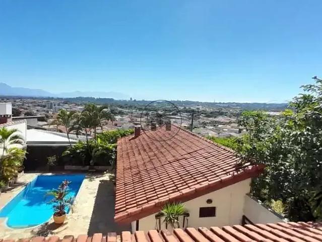 Casa venda em Região Imediata de Guaratinguetá, Região Metropolitana do Vale do Paraíba e Litoral Norte