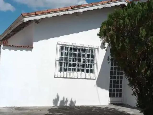 Casa venda em Região Imediata de Guaratinguetá, Região Metropolitana do Vale do Paraíba e Litoral Norte