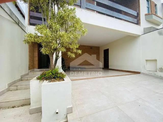 Casa venda em Região Imediata de Guaratinguetá, Região Metropolitana do Vale do Paraíba e Litoral Norte