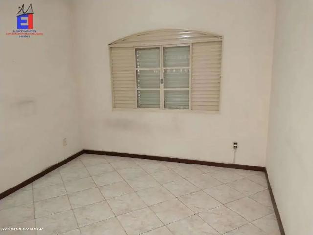 Casa venda em Região Imediata de Guaratinguetá, Região Metropolitana do Vale do Paraíba e Litoral Norte