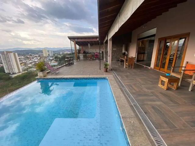 Casa venda em Guaratinguetá, Região Geográfica Intermediária de São José dos Campos