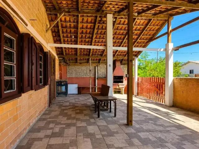 Casa venda em Coroados, Guaratuba