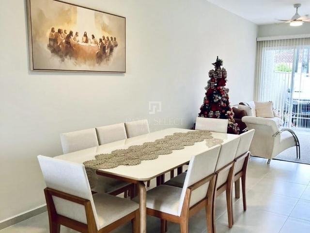 Casa venda em Piçarras, Guaratuba