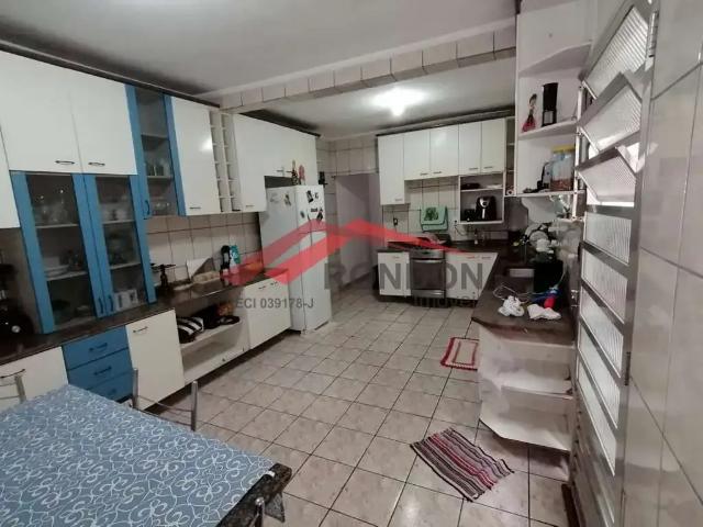 Casa venda em Distrito-sede de Guarulhos, Guarulhos