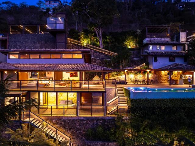 Casa venda em Região Imediata de Caraguatatuba-Ubatuba-São Sebastião, Região Metropolitana do Vale do Paraíba e Litoral Norte