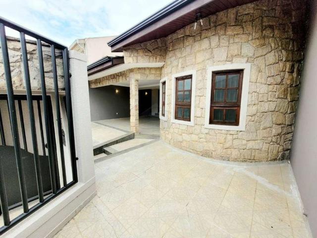 Casa venda em Região Imediata de Campinas, Região Metropolitana de Campinas