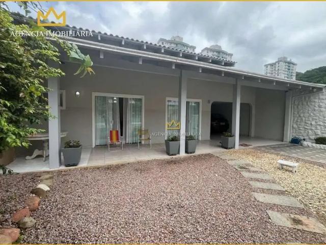Casa venda em Região Geográfica Imediata de Itajaí, Itajaí