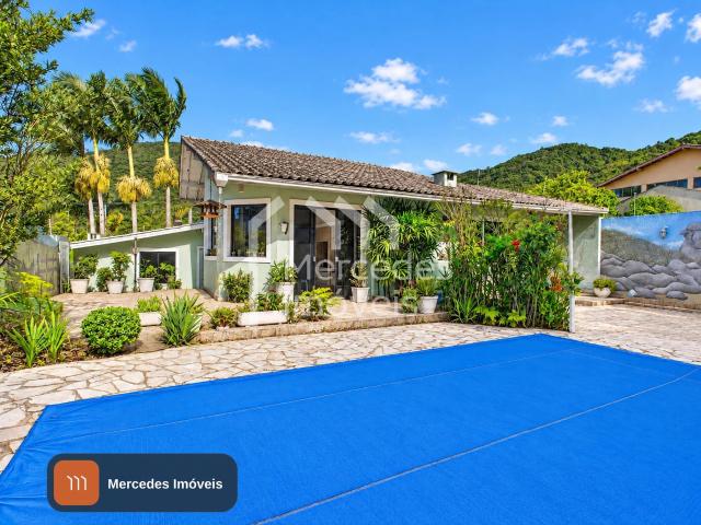Casa venda em Loteamento Jardins das Mansões, Itajaí