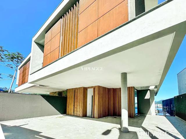 Casa venda em Região Geográfica Imediata de Itajaí, Itapema