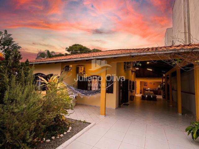 Casa venda em Loteamento Real de Itapoá, Itapoá